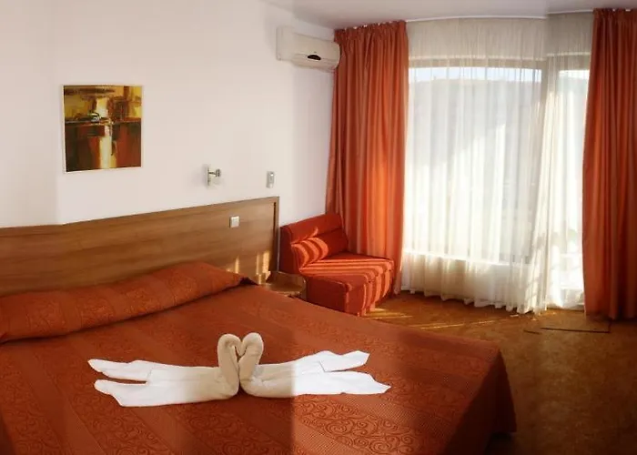 Family Vega 3* Святые Константин и Елена